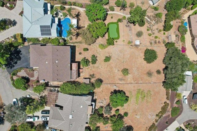 1329 Park Hill Lane, Escondido, CA 92025