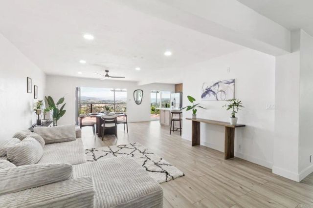 1329 Park Hill Lane, Escondido, CA 92025
