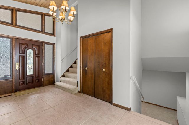 7105 Gleason Road, Edina, MN 55439
