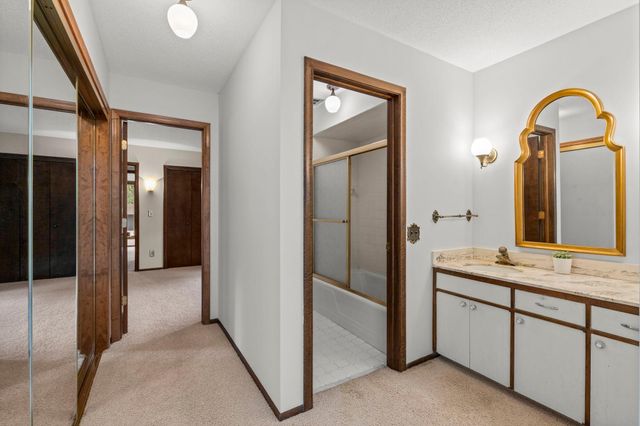 7105 Gleason Road, Edina, MN 55439