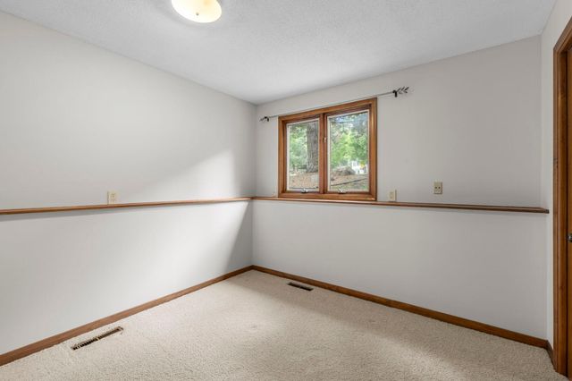7105 Gleason Road, Edina, MN 55439