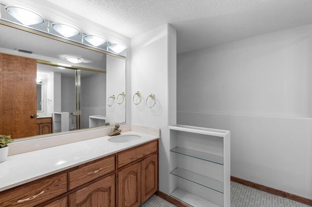 7105 Gleason Road, Edina, MN 55439