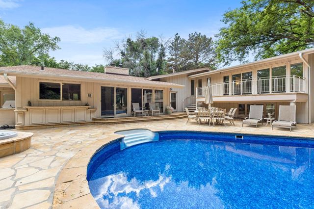 7105 Gleason Road, Edina, MN 55439