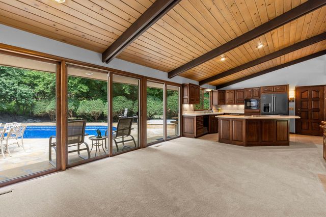7105 Gleason Road, Edina, MN 55439