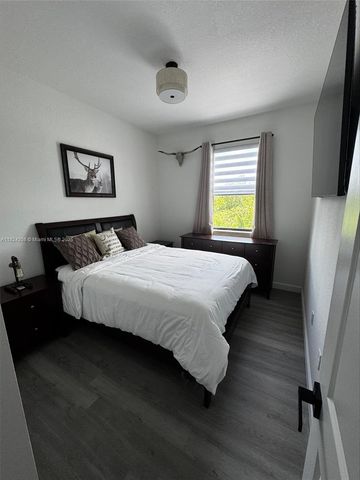 1136 SW 6th Ave, Florida City, FL 33034