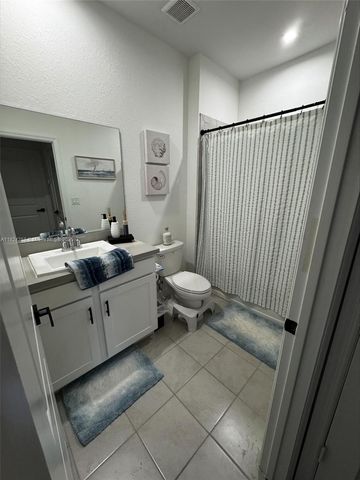 1136 SW 6th Ave, Florida City, FL 33034