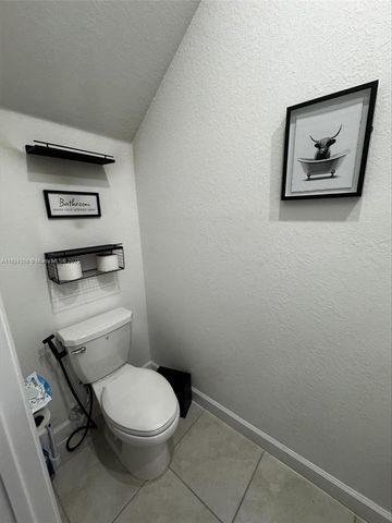 1136 SW 6th Ave, Florida City, FL 33034