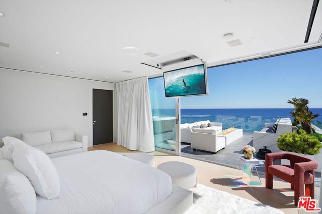 26122 Pacific Coast Highway, Malibu, CA 90265
