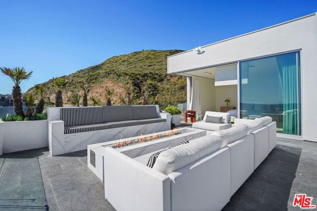 26122 Pacific Coast Highway, Malibu, CA 90265
