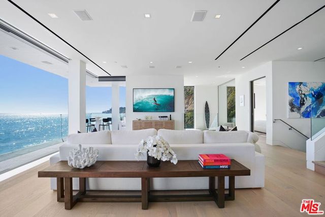 26122 Pacific Coast Highway, Malibu, CA 90265