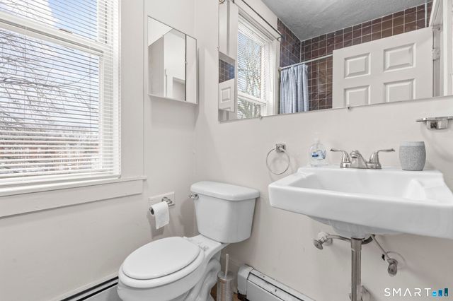 380 Arch Street, New Britain, CT 06051