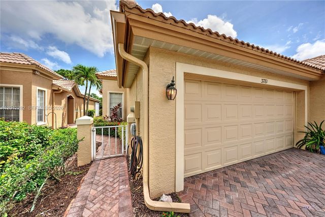 3781 NW Willow Creek Dr, Jensen Beach, FL 34957