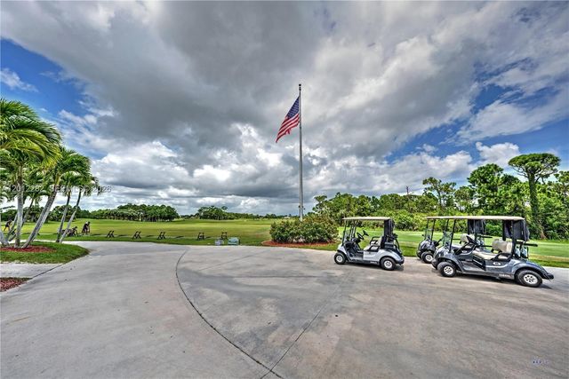 3781 NW Willow Creek Dr, Jensen Beach, FL 34957
