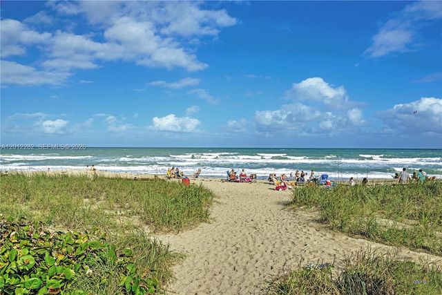 3781 NW Willow Creek Dr, Jensen Beach, FL 34957