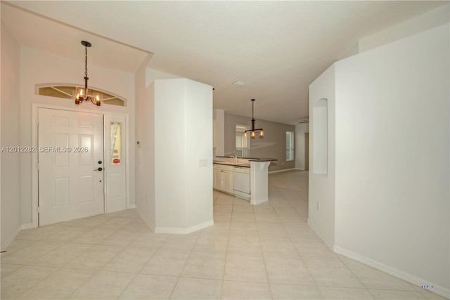 3781 NW Willow Creek Dr, Jensen Beach, FL 34957