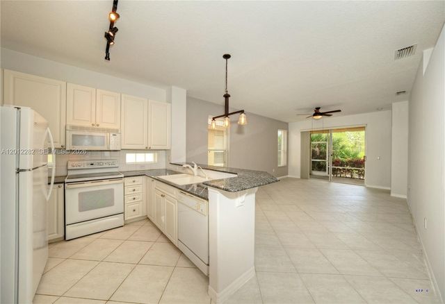 3781 NW Willow Creek Dr, Jensen Beach, FL 34957