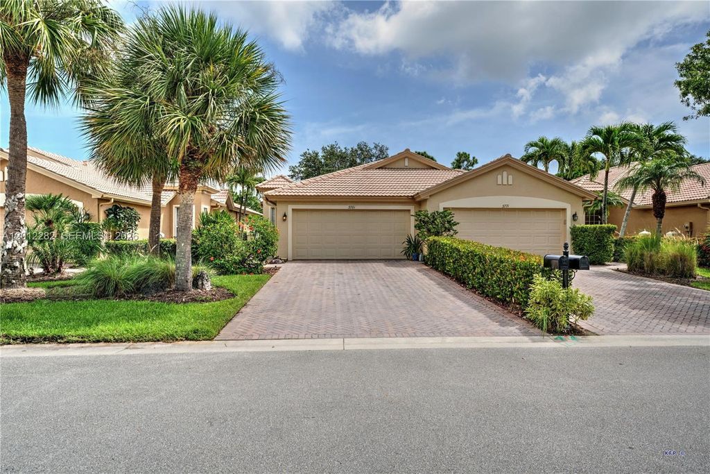 3781 NW Willow Creek Dr, Jensen Beach, FL 34957