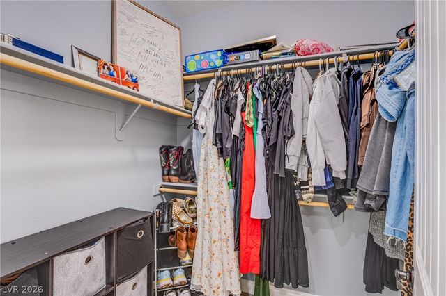 6935 Lakota Summit Court, Las Vegas, NV 89149