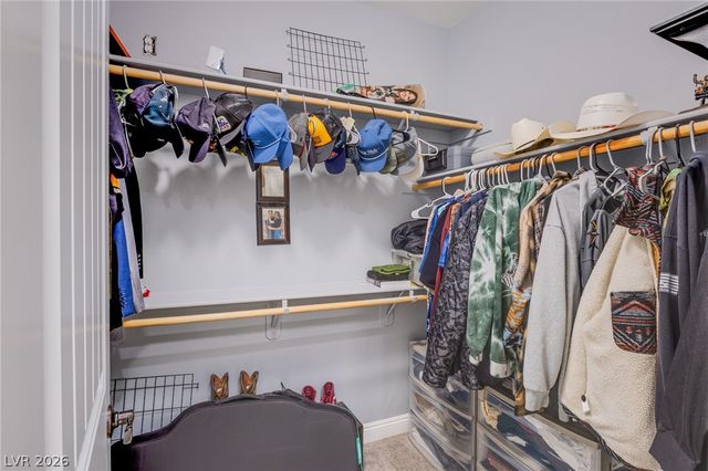 6935 Lakota Summit Court, Las Vegas, NV 89149