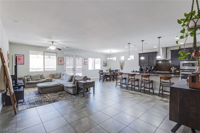 6935 Lakota Summit Court, Las Vegas, NV 89149