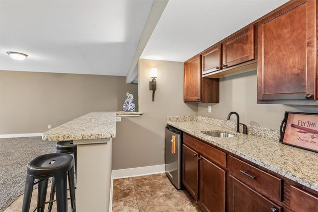 1610 NE Pittsburg Court, Ankeny, IA 50021