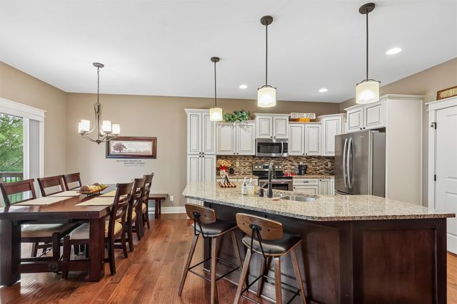 1610 NE Pittsburg Court, Ankeny, IA 50021