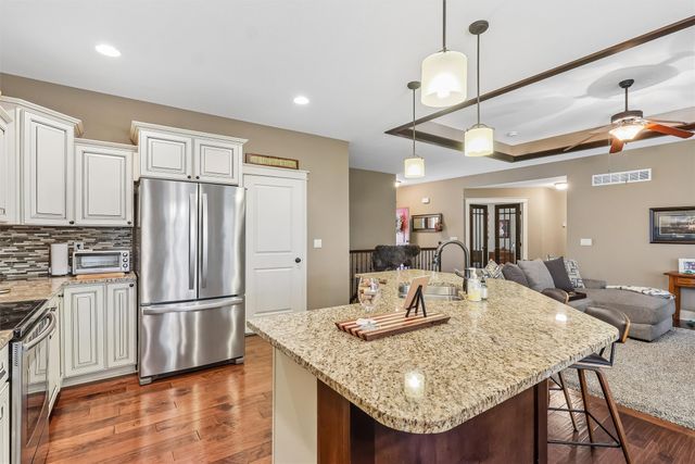 1610 NE Pittsburg Court, Ankeny, IA 50021