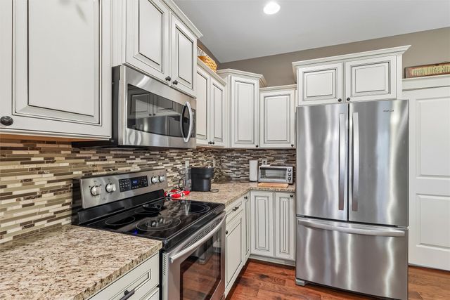 1610 NE Pittsburg Court, Ankeny, IA 50021