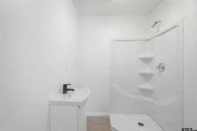 12565 Pioneer Dr, Tyler, TX 75704