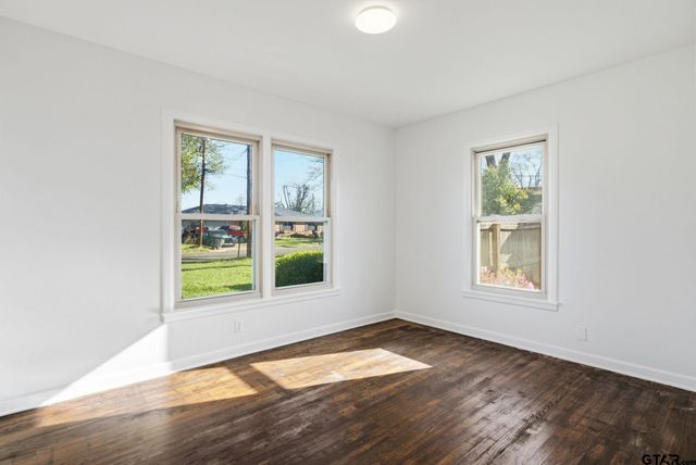 12565 Pioneer Dr, Tyler, TX 75704