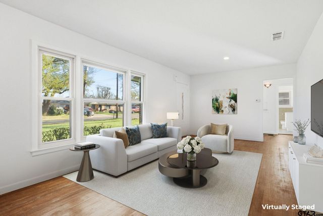 12565 Pioneer Dr, Tyler, TX 75704