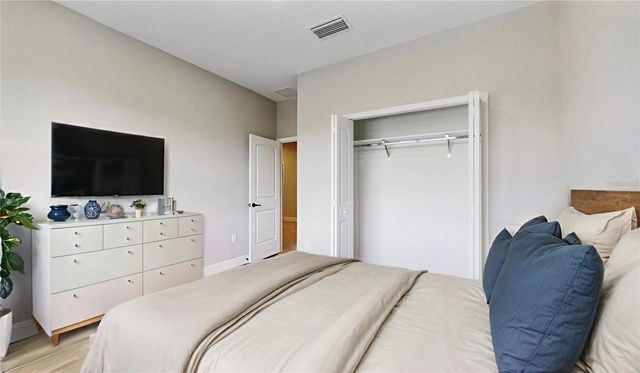 643 DOMINISH ESTATES DR, Apopka, FL 32712