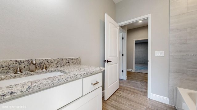 643 DOMINISH ESTATES DR, Apopka, FL 32712