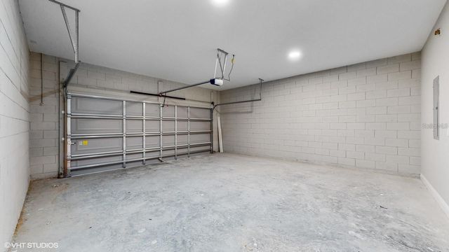 643 DOMINISH ESTATES DR, Apopka, FL 32712