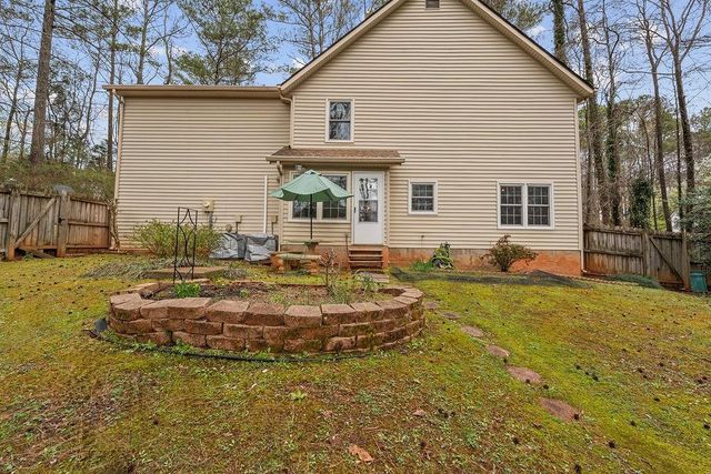 120 Chateau Circle, Fayetteville, GA 30215