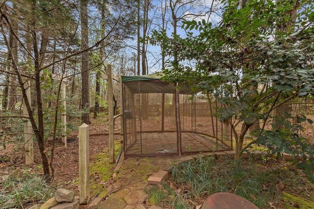 120 Chateau Circle, Fayetteville, GA 30215