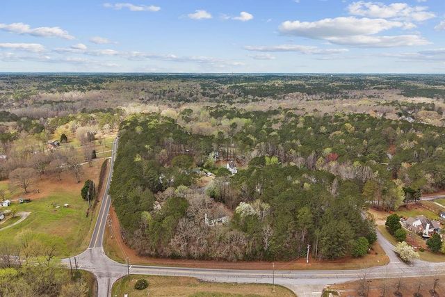 120 Chateau Circle, Fayetteville, GA 30215