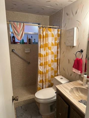 8390 Lagos De Campo Boulevard 209, Tamarac, FL 33321