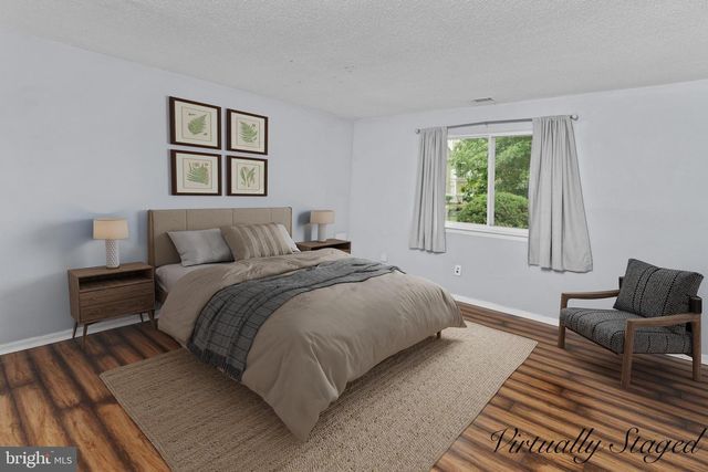 3 FOXTAIL LN, Monmouth Junction, NJ 08852