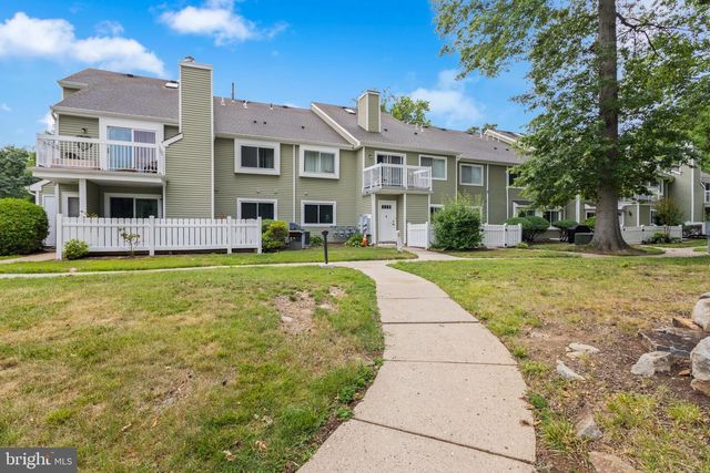 3 FOXTAIL LN, Monmouth Junction, NJ 08852