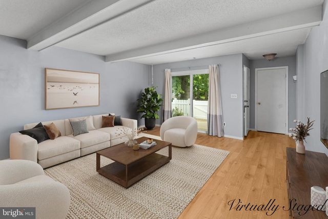 3 FOXTAIL LN, Monmouth Junction, NJ 08852
