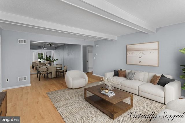 3 FOXTAIL LN, Monmouth Junction, NJ 08852