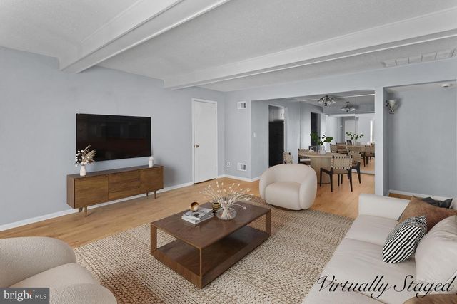 3 FOXTAIL LN, Monmouth Junction, NJ 08852