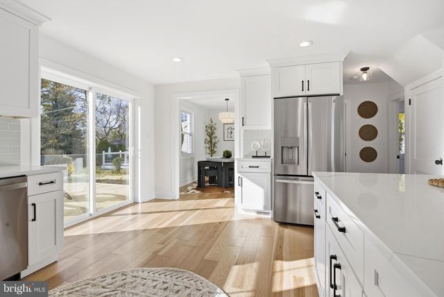 338 WAYNE AVE, Springfield, PA 19064