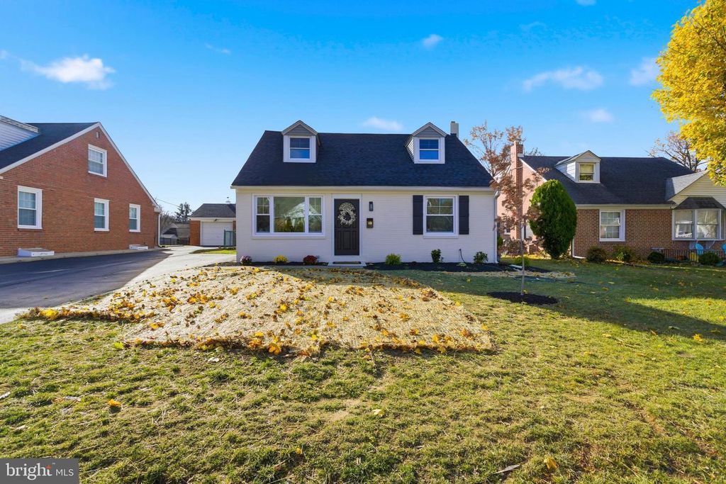 338 WAYNE AVE, Springfield, PA 19064