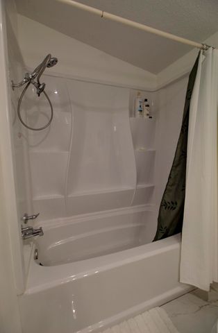 5225 SE 67th Avenue, Okeechobee, FL 34974