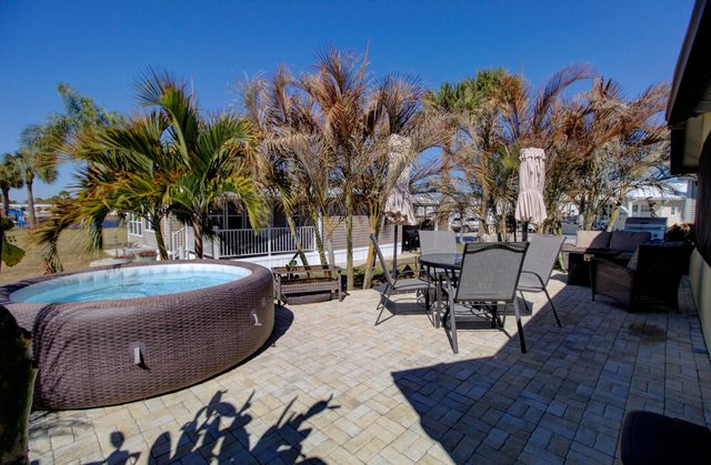 5225 SE 67th Avenue, Okeechobee, FL 34974