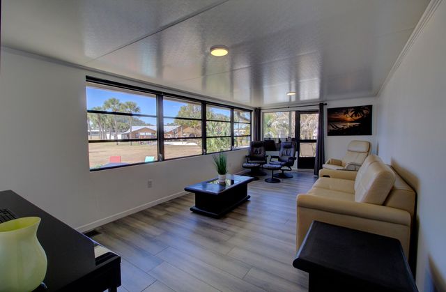 5225 SE 67th Avenue, Okeechobee, FL 34974