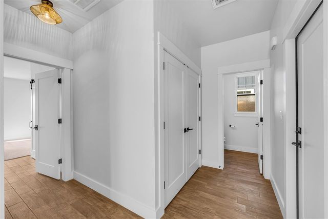 910 4th St, Elgin, OK 73538