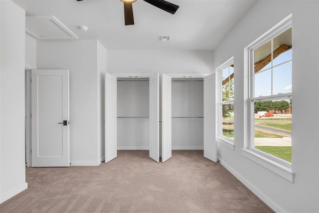 910 4th St, Elgin, OK 73538